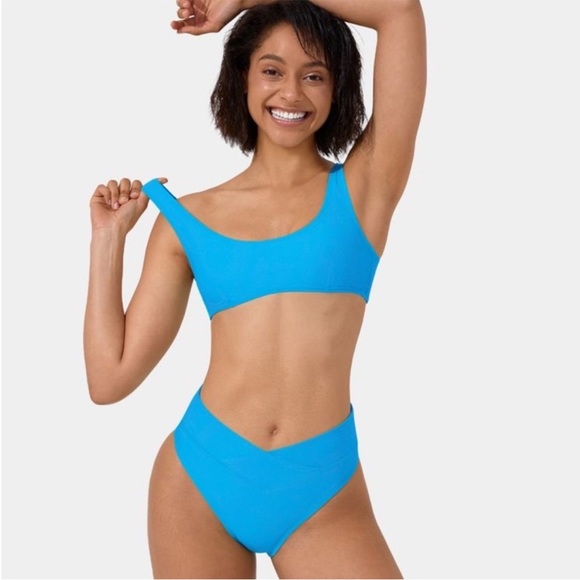 HALARA Other - Halara Solid U-Neck Bikini Top and Crossover Bikini Bottoms
